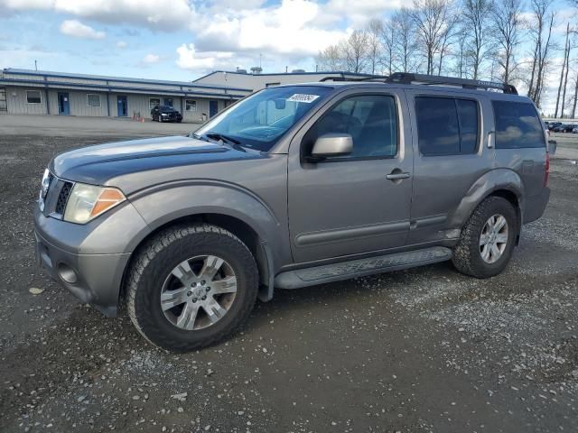 2006 Nissan Pathfinder LE