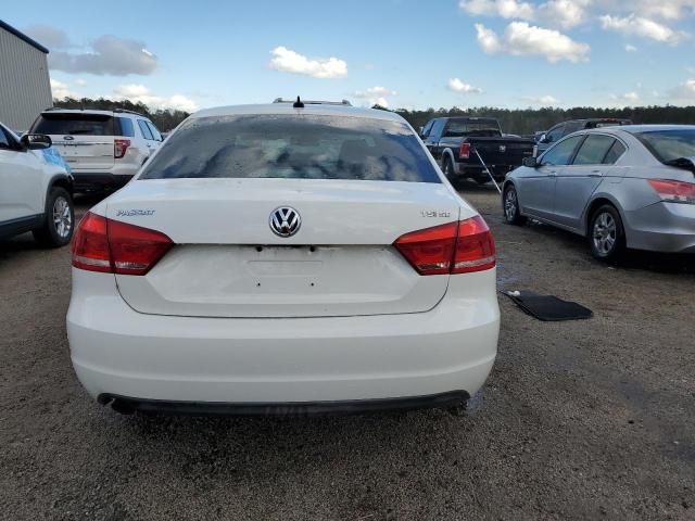 2014 Volkswagen Passat SE