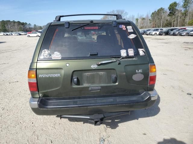 1996 Nissan Pathfinder LE