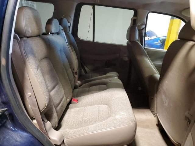 2004 Ford Explorer XLS