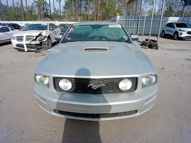 2005 Ford Mustang GT