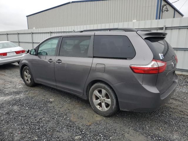 2016 Toyota Sienna LE