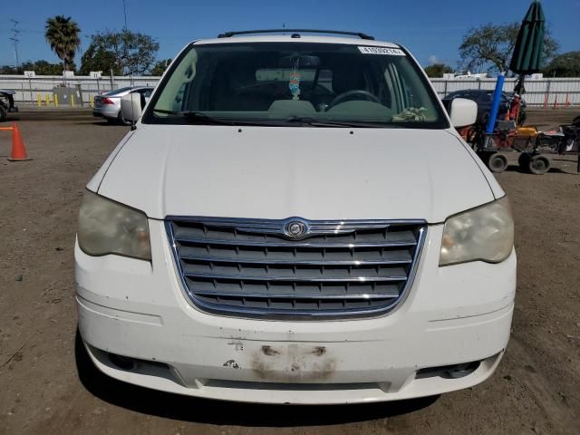 2009 Chrysler Town & Country Touring