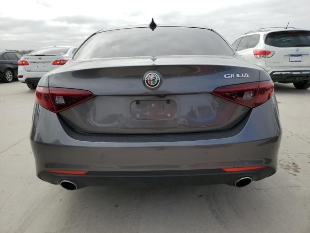 2021 Alfa Romeo Giulia Sport