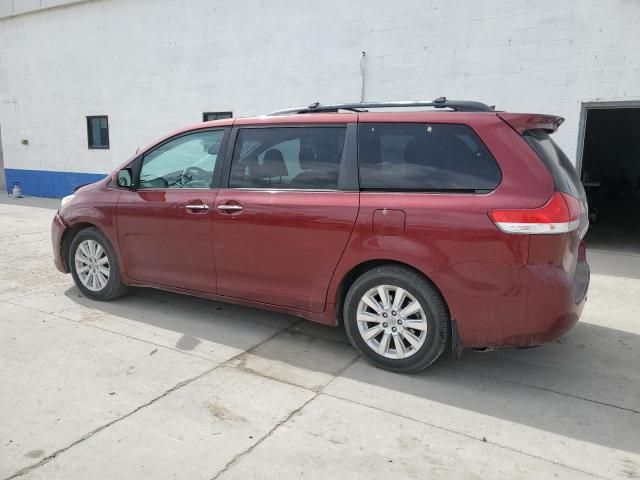 2011 Toyota Sienna XLE