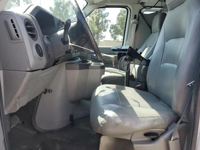 2010 Ford Econoline E250 Van