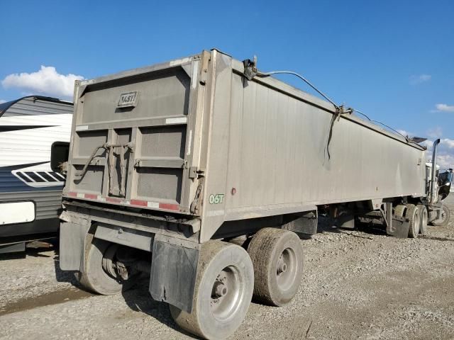 2005 East Manufacturing Dump Trailer