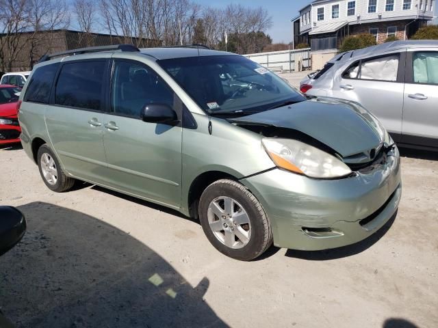 2006 Toyota Sienna CE