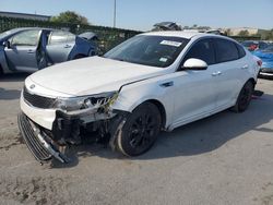 Carros salvage para piezas a la venta en subasta: 2018 KIA Optima LX