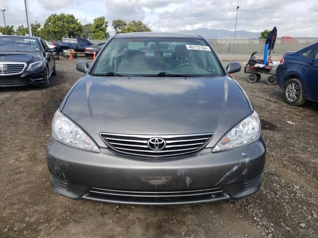 2005 Toyota Camry LE