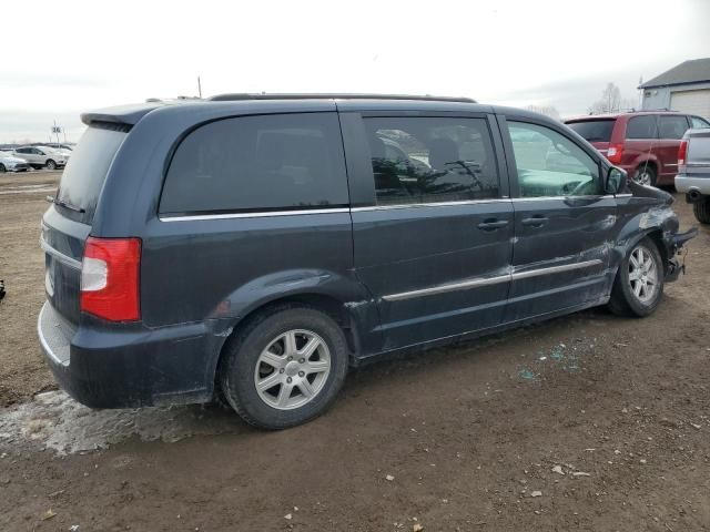 2013 Chrysler Town & Country Touring