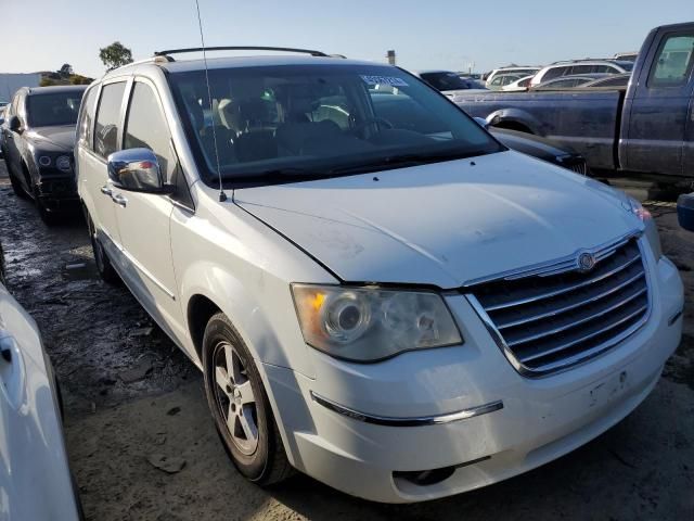 2008 Chrysler Town & Country Limited