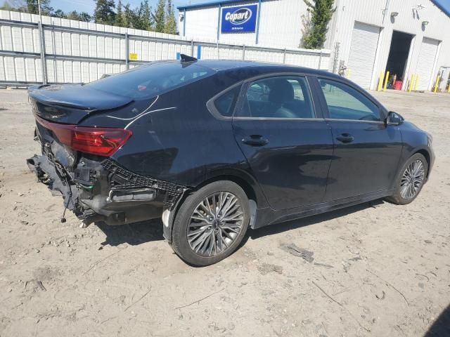 2022 KIA Forte GT Line