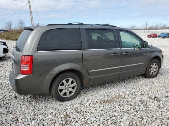 2010 Chrysler Town & Country Touring