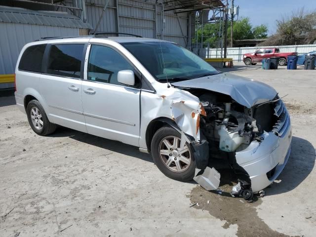 2010 Chrysler Town & Country Touring