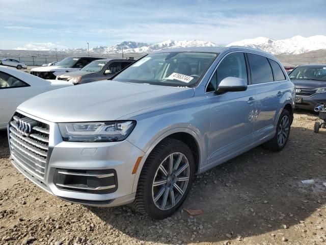 2019 Audi Q7 Premium Plus