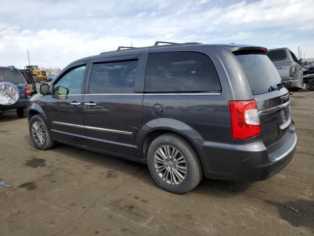 2016 Chrysler Town & Country Touring L