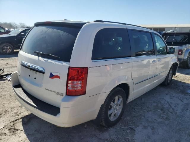 2010 Chrysler Town & Country Touring