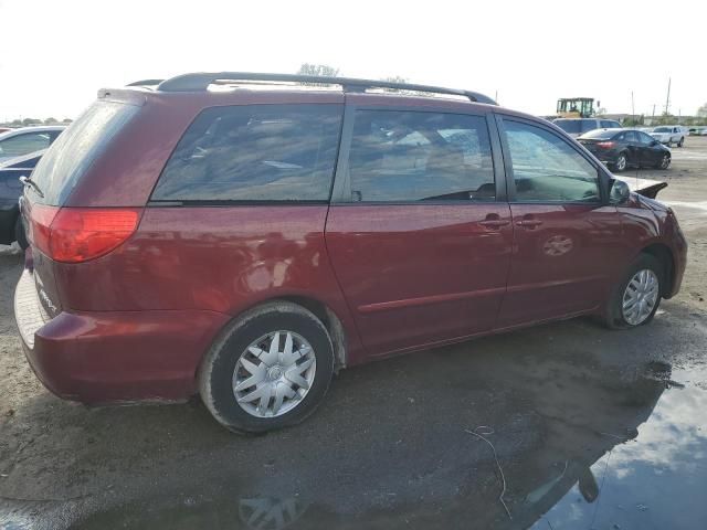 2009 Toyota Sienna CE