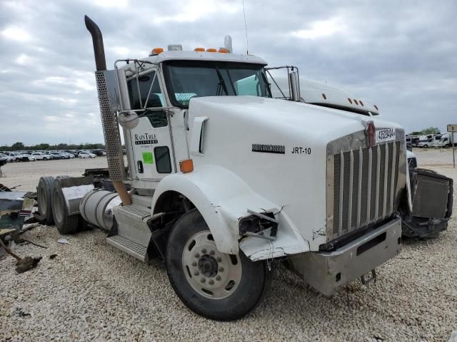 2012 Kenworth Construction T800