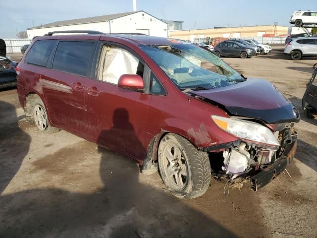 2011 Toyota Sienna XLE