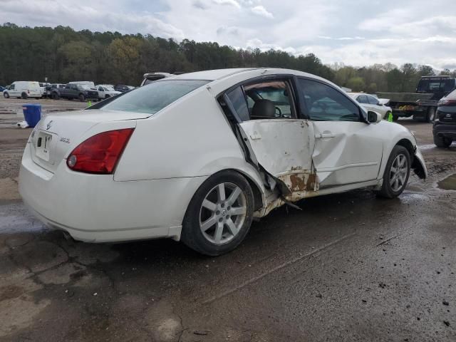 2005 Nissan Maxima SE