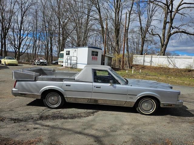 1985 Lincoln Town Car