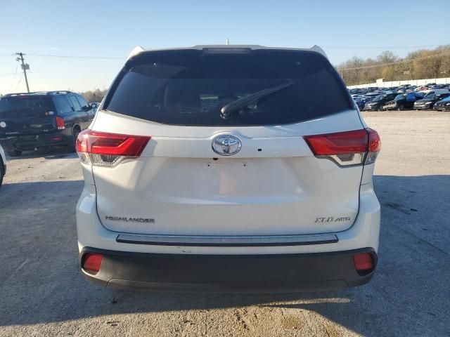 2018 Toyota Highlander SE