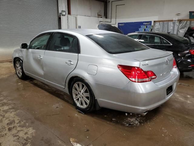 2005 Toyota Avalon XL