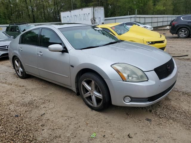 2004 Nissan Maxima SE