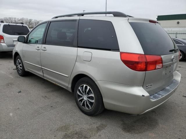 2004 Toyota Sienna CE