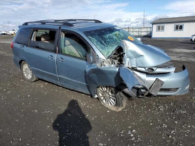 2008 Toyota Sienna XLE