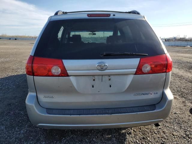 2007 Toyota Sienna CE