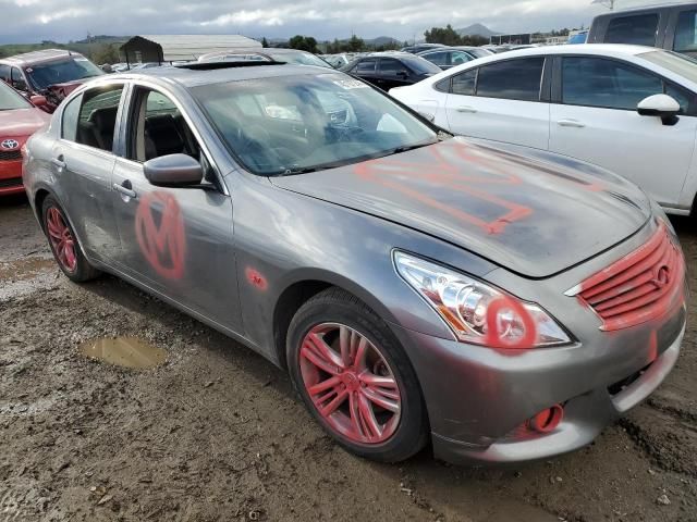 2015 Infiniti Q40