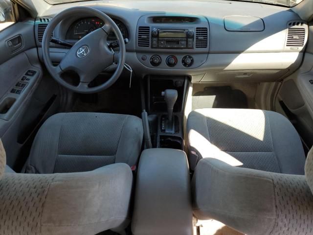 2004 Toyota Camry LE