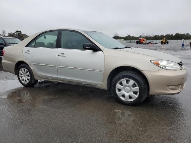 2005 Toyota Camry LE