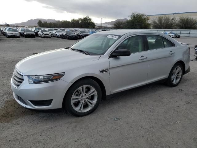 2017 Ford Taurus SE