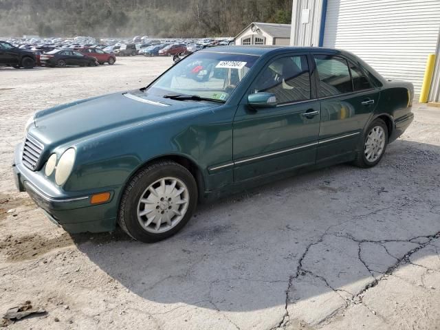 2001 Mercedes-Benz E 320