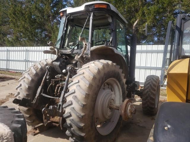 1998 Agco Tractor