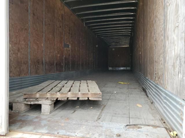 2002 Strick Trailers CK Trailer