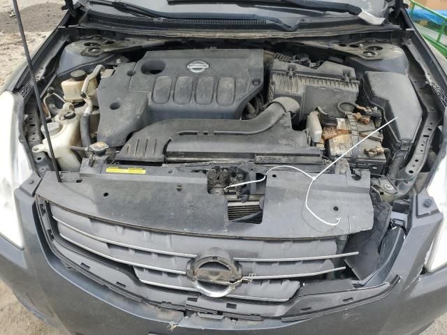 2010 Nissan Altima Base