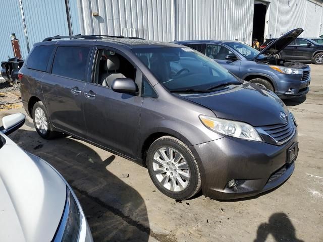 2015 Toyota Sienna XLE