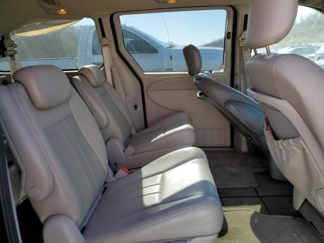 2007 Chrysler Town & Country Touring