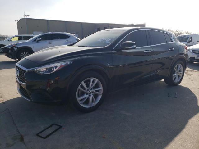 2018 Infiniti QX30 Base