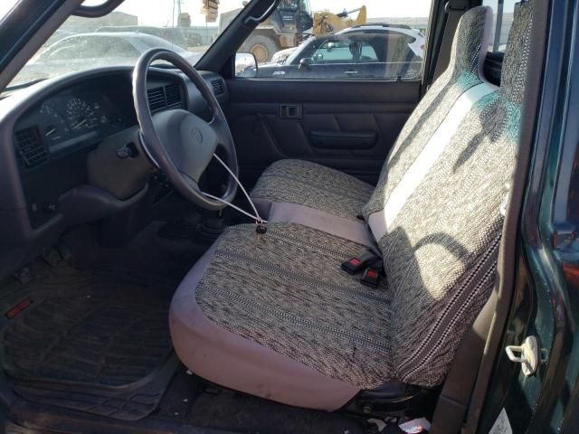 1995 Toyota Pickup 1/2 TON Short Wheelbase DX