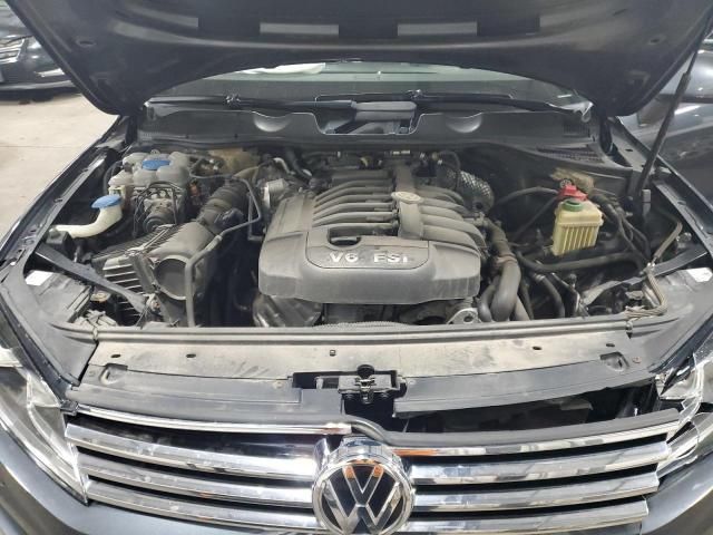 2015 Volkswagen Touareg V6