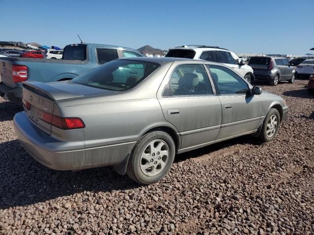 1999 Toyota Camry LE