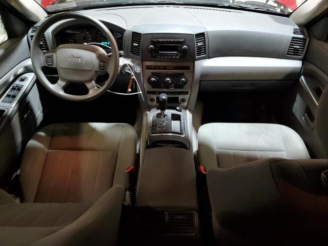 2005 Jeep Grand Cherokee Laredo