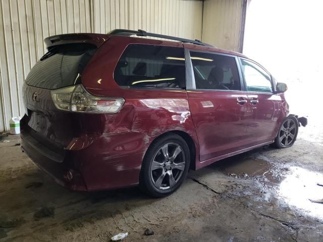 2017 Toyota Sienna SE