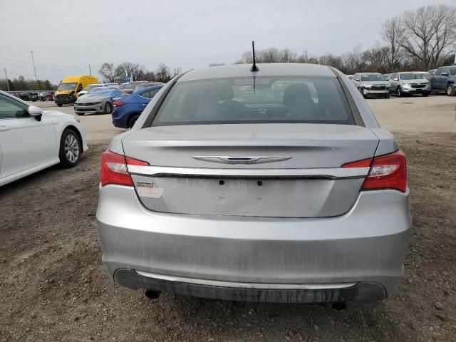 2013 Chrysler 200 Touring